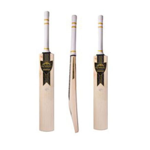 Newbery-Navarone-5--cricket-bat